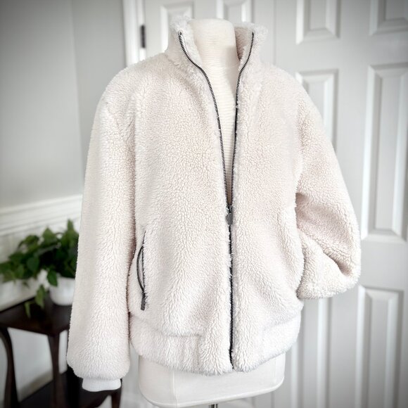 Universal Thread Sherpa Bomber Jacket in Ivory, Size Small - Picture 4 of 14